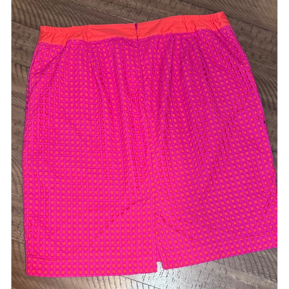 Talbots Woman Pink Orange Eyelet Cotton Pencil Skirt 16W Geometric Summer Vent